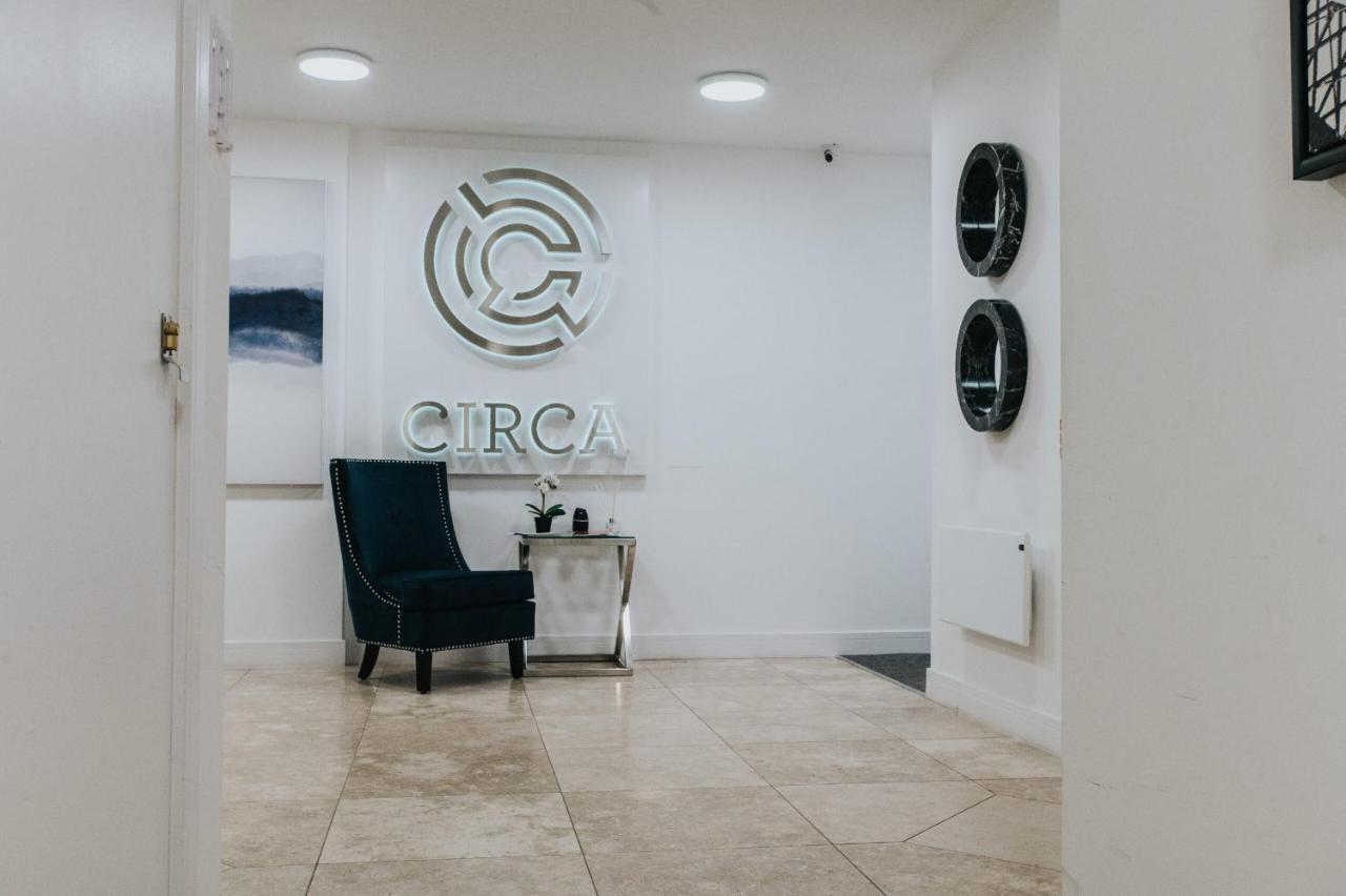 Circa17- Entire Apt, Free Parking, Gym, City Central & Free Netflix Bracknell Exterior foto